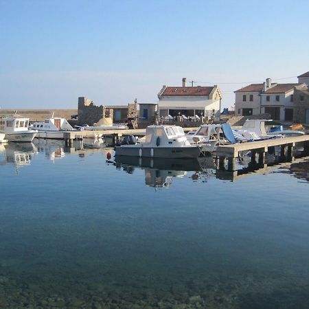 Apartments Nada - 150 M From Sea Mali Losinj Luaran gambar